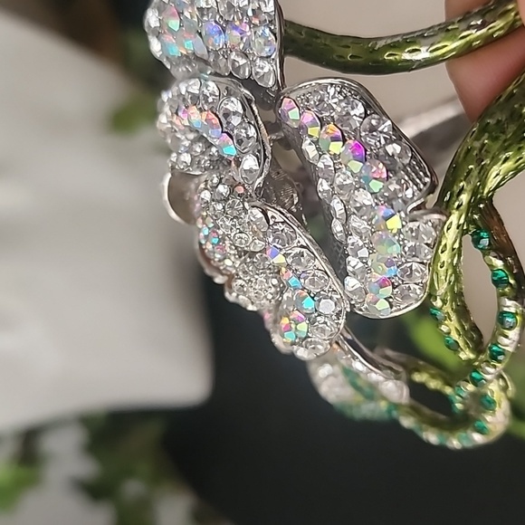 Statement Rose Flower Hinge / Clamper Crystal Bracelet - Picture 11 of 14